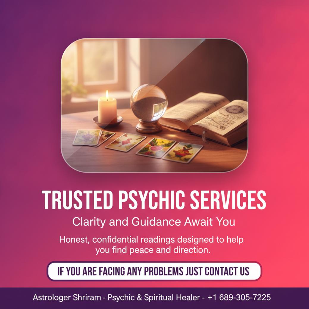 Trusted Psychic in Winter Park, FL for Clarity and Guidance Spiritual psychic reading setup with tarot cards in Winter Park